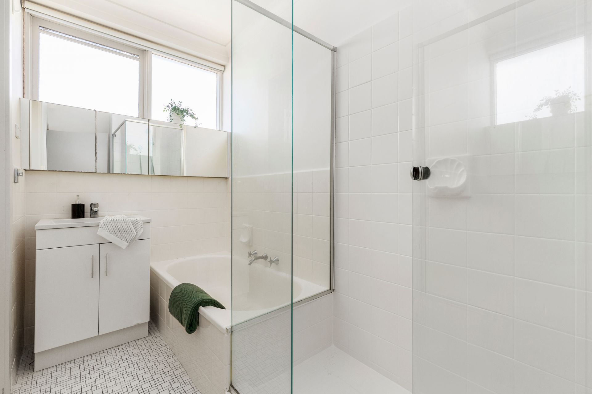 10/2 Parkside  Street, Elsternwick, Elsternwick - Thumbnail 8