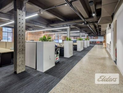 STUNNING FULLY FITTED CHARACTER OFFICE