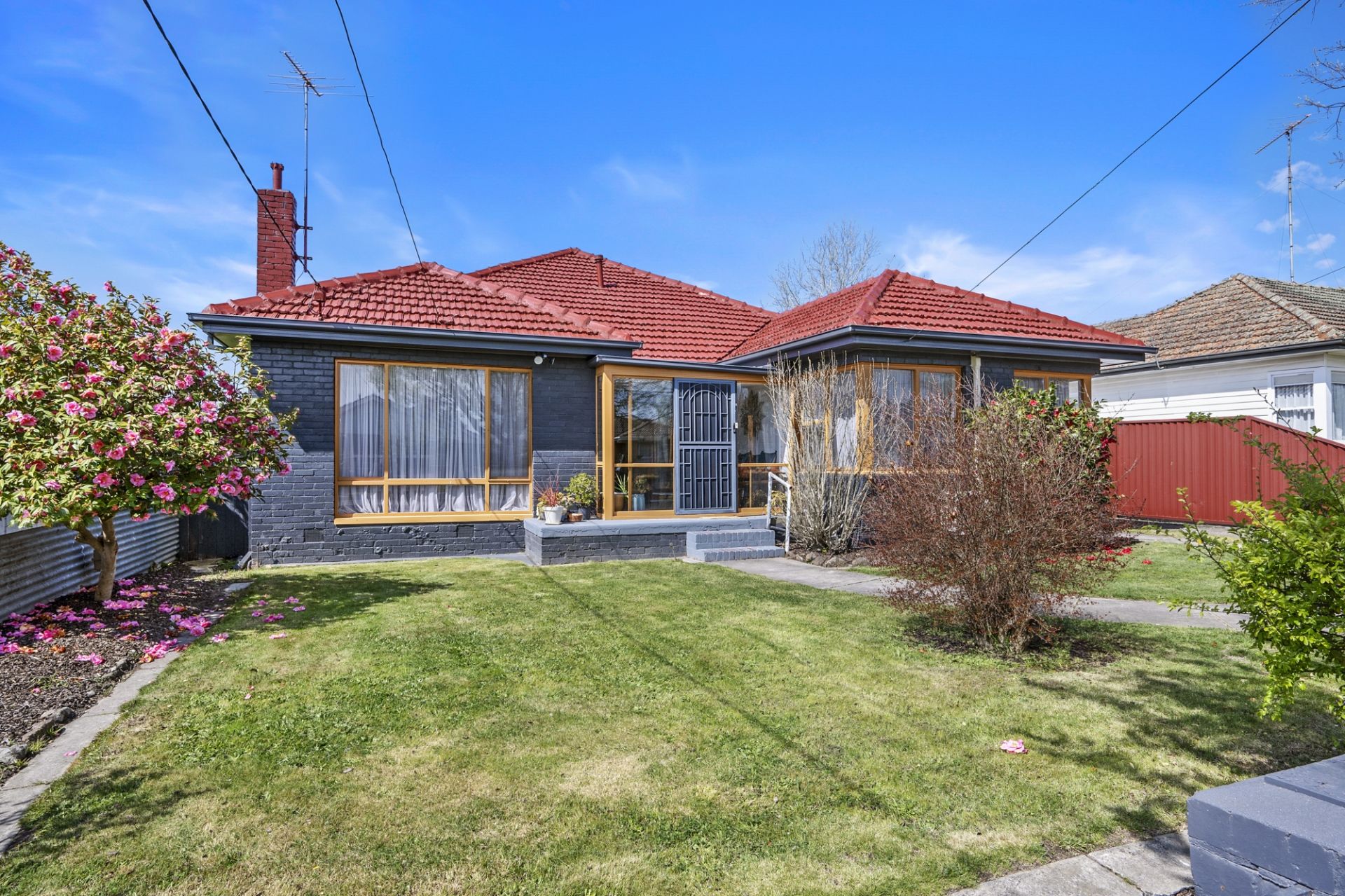24 Essex Street Wendouree VIC, Wendouree - Thumbnail 3
