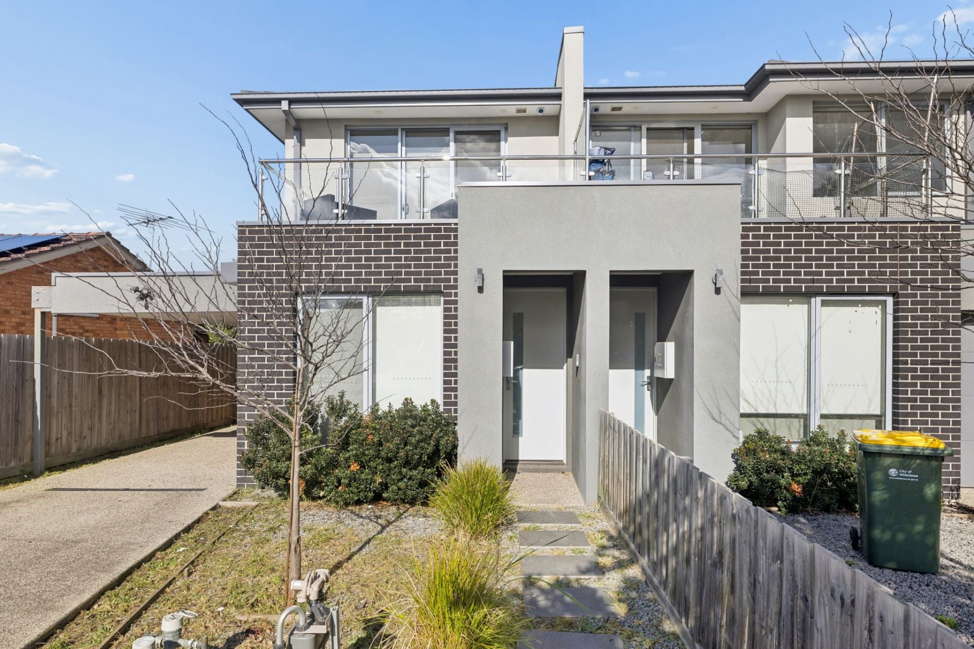 Contemporary Elegance And Low-Maintenance Luxury