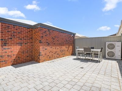 13 Geikie Glade, Wandi