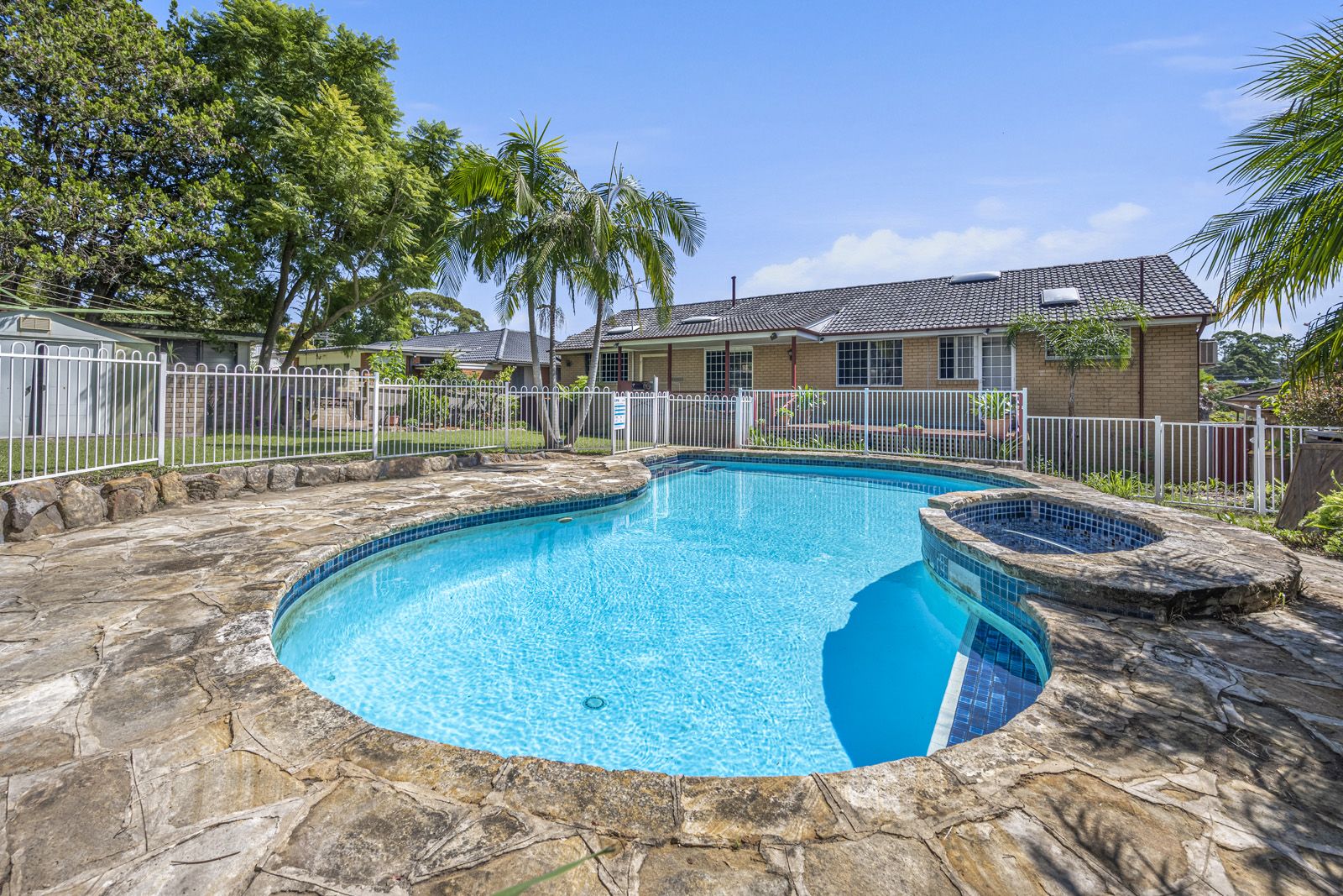 11 Watton Road, Carlingford, Carlingford - Thumbnail 2