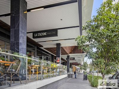 RARE CITY FRINGE OFFICE WITH BALCONY & ONSITE PARKING