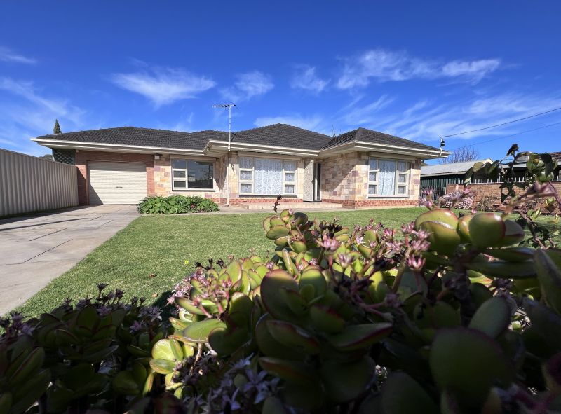1 Dunn Avenue, Findon SA 5023