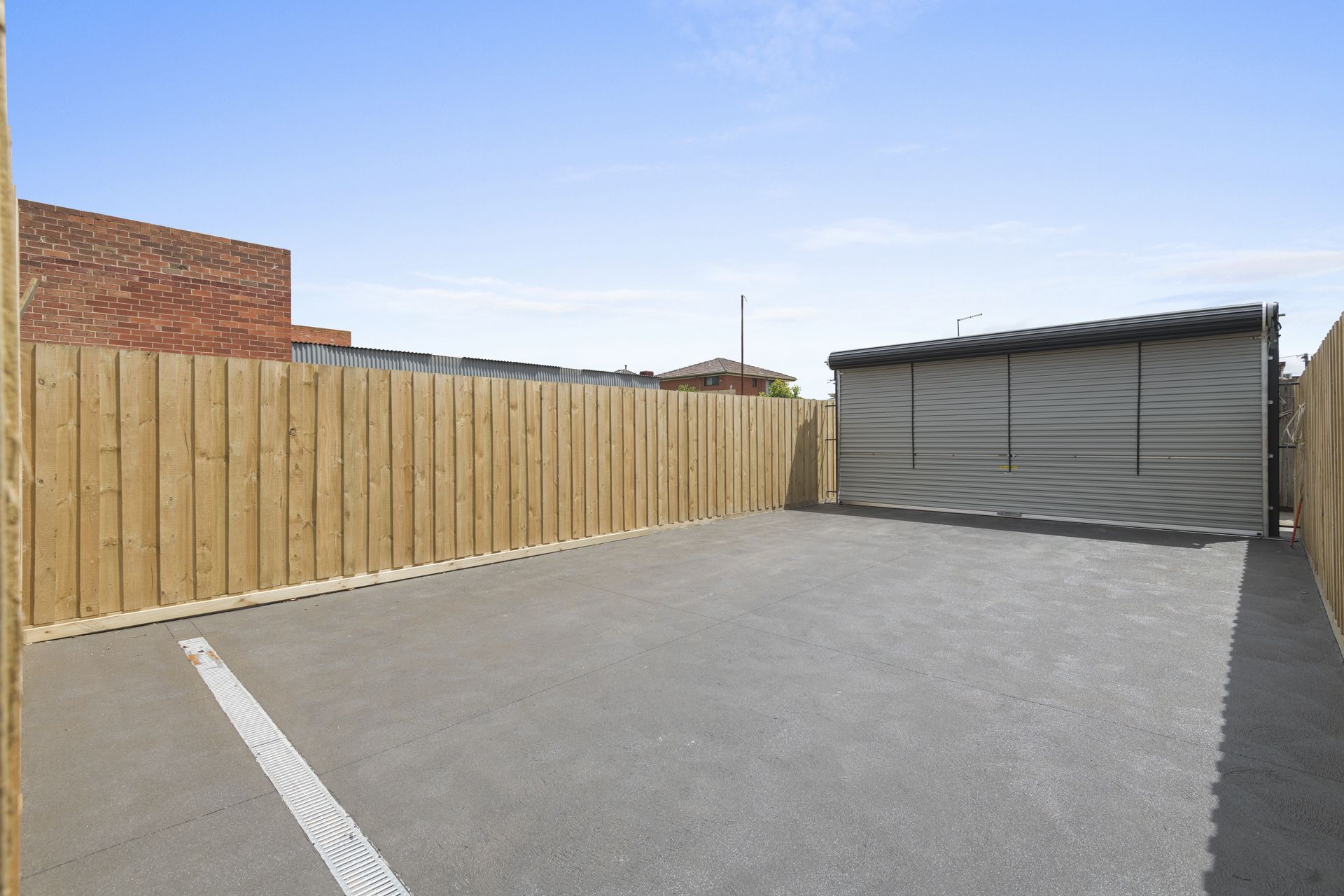 MODERN TOWNHOUSE IN PRIME LOCATION