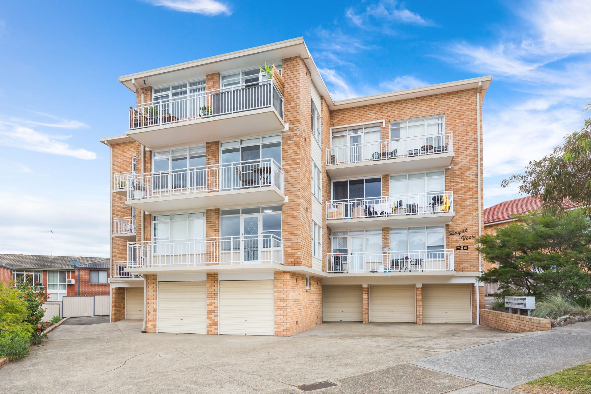 11/20 Burke Road Cronulla NSW