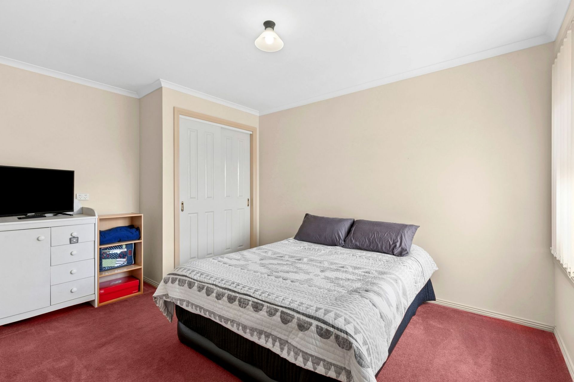 6 Nolan Place, Lovely Banks - Thumbnail 8