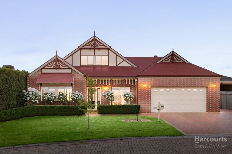 37 St Georges Avenue, Caroline Springs