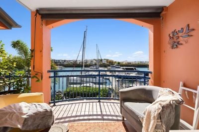Stylish Family Home with Brand New Floorboards in the Heart of Hope Island