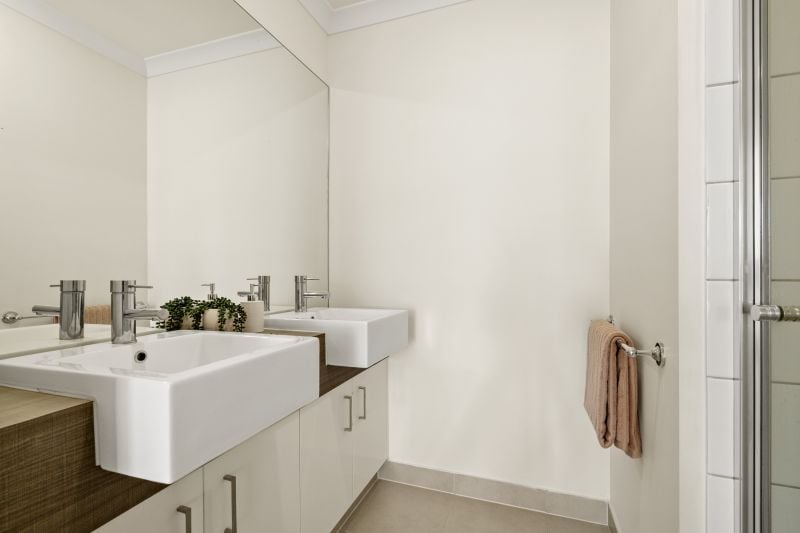 54 Cottage Boulevard, Epping