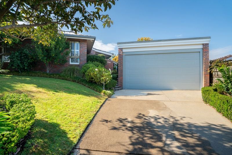 406 Carlma Crescent Lavington NSW, Lavington - Image 1