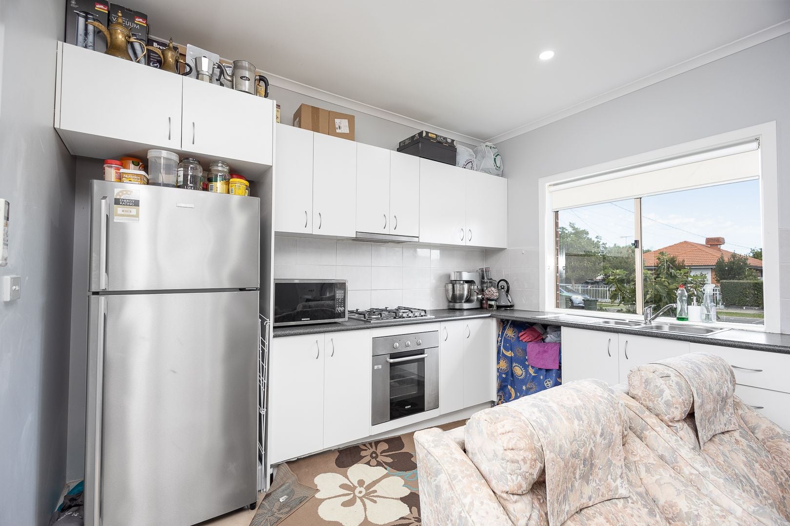 Modern & Low Maintenance Living 