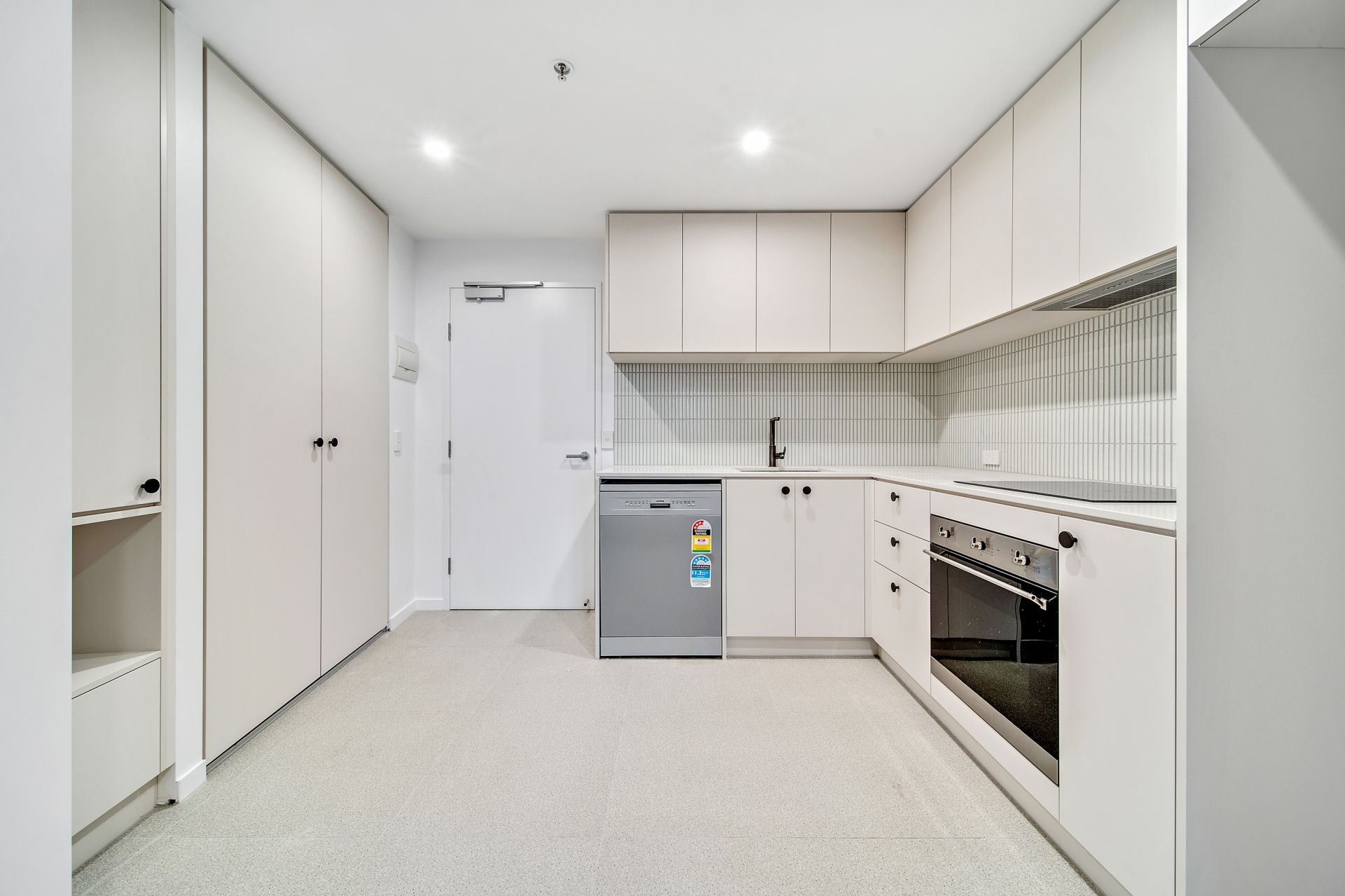 702/2 Grazier Lane, Belconnen, Belconnen - Thumbnail 3