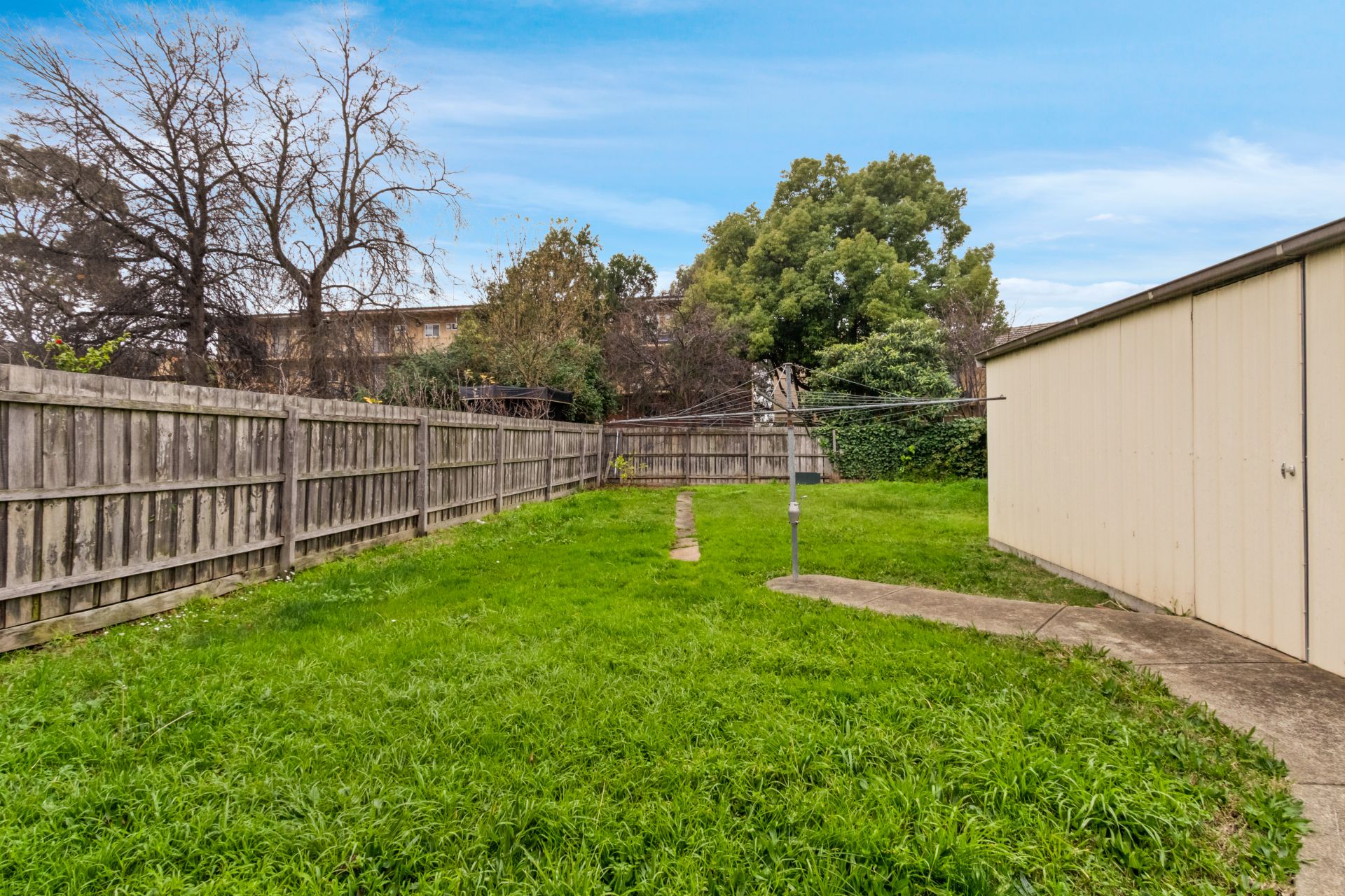 Bright & Spacious home!
