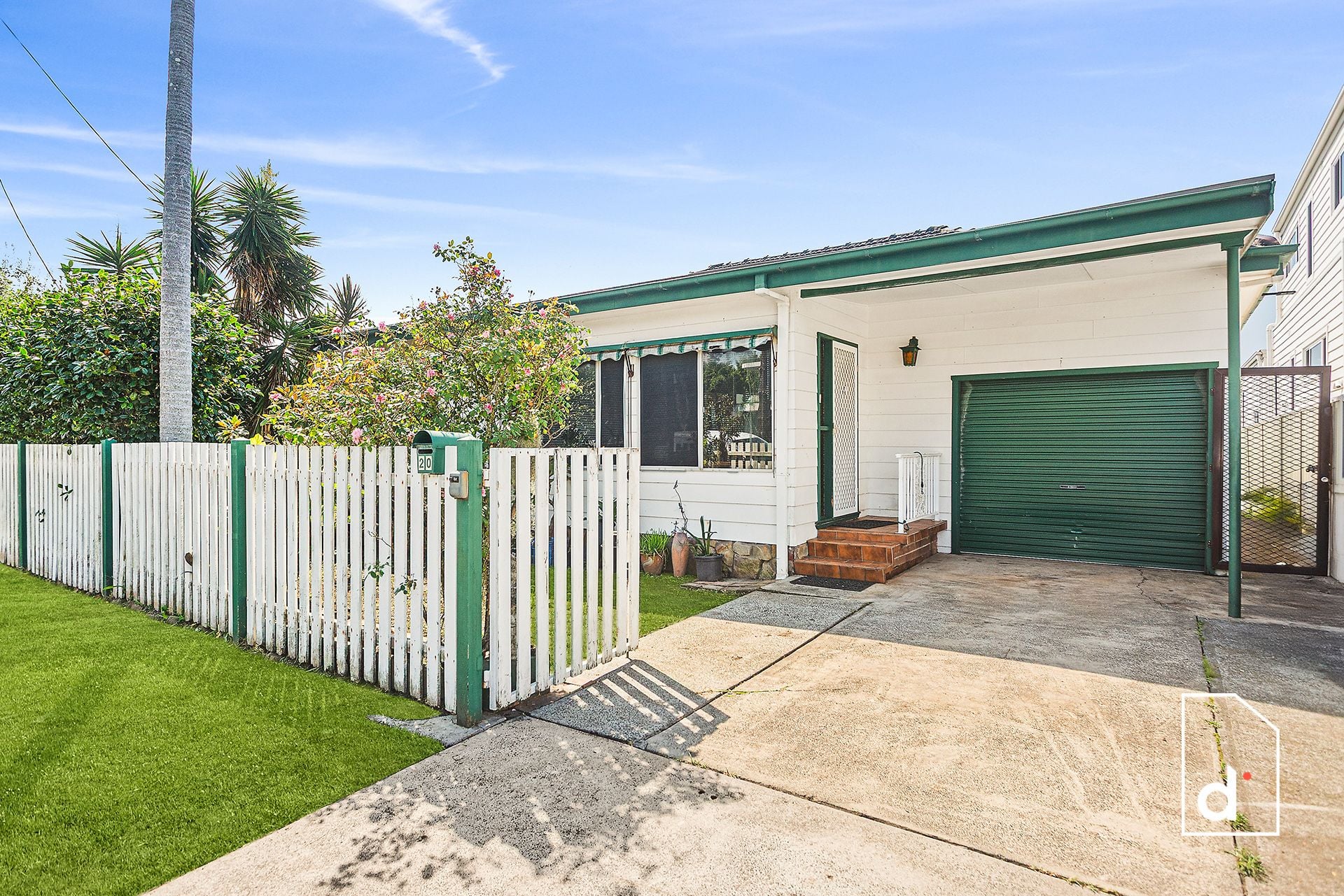 20 Lake Parade, East Corrimal NSW