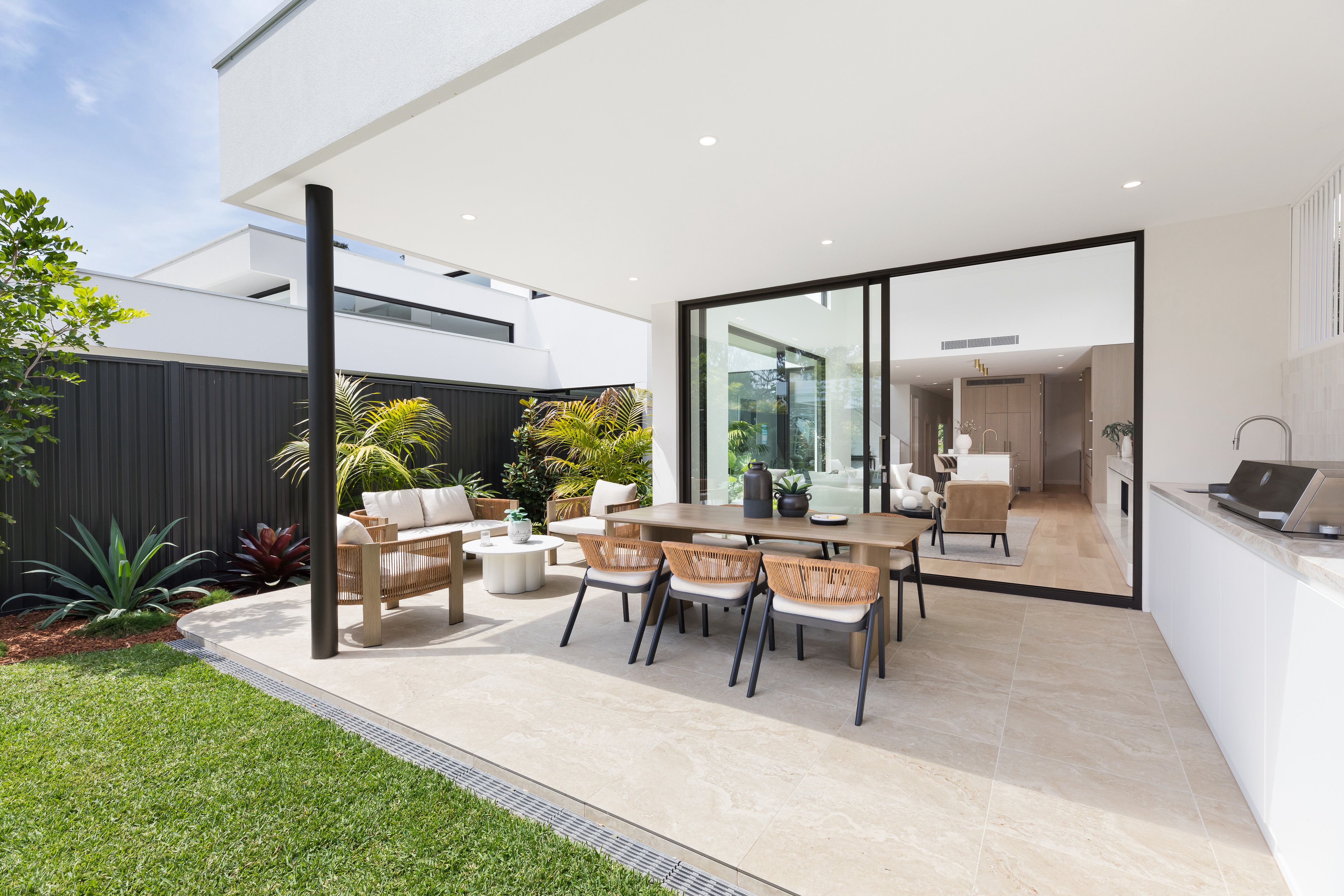 17b Saunders Bay Road CARINGBAH SOUTH 2229