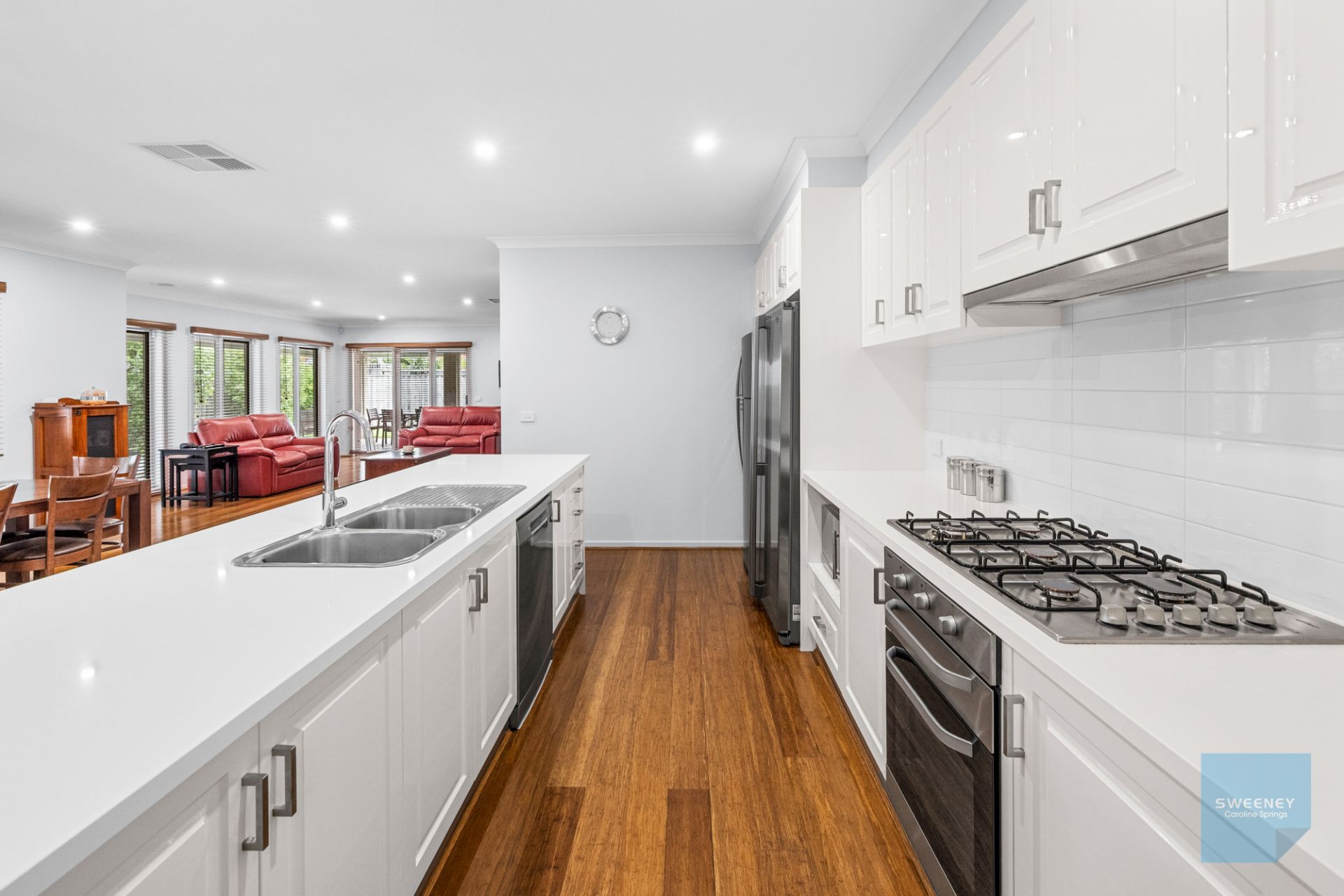 8 Bradfield Court, Taylors Hill - Thumbnail 7