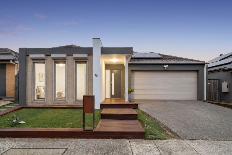 16 Broadleaf Drive, Epping