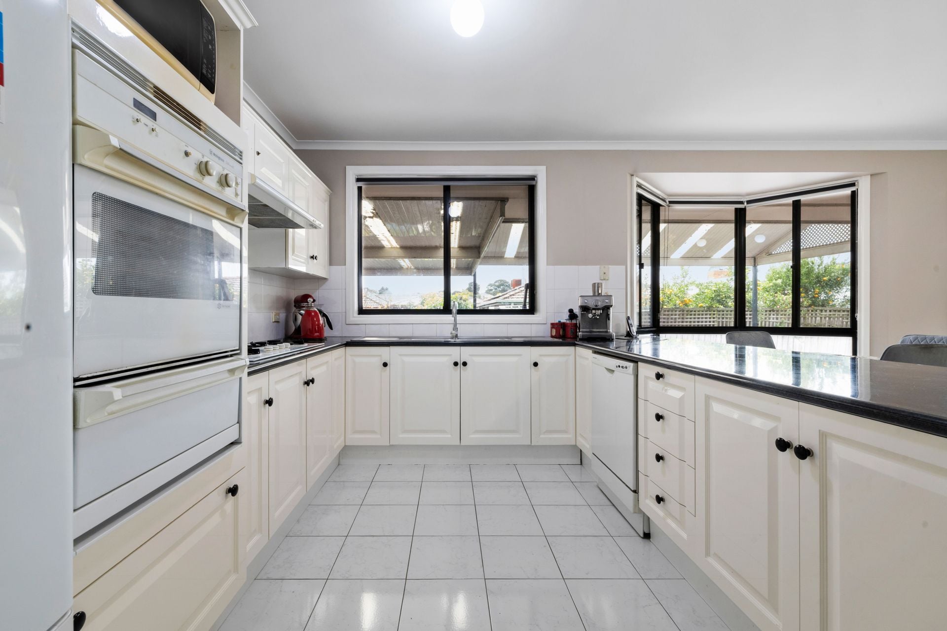 Spacious Living & Entertaining In A Prime Position