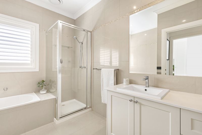 9 Cheviot Drive, Mill Park