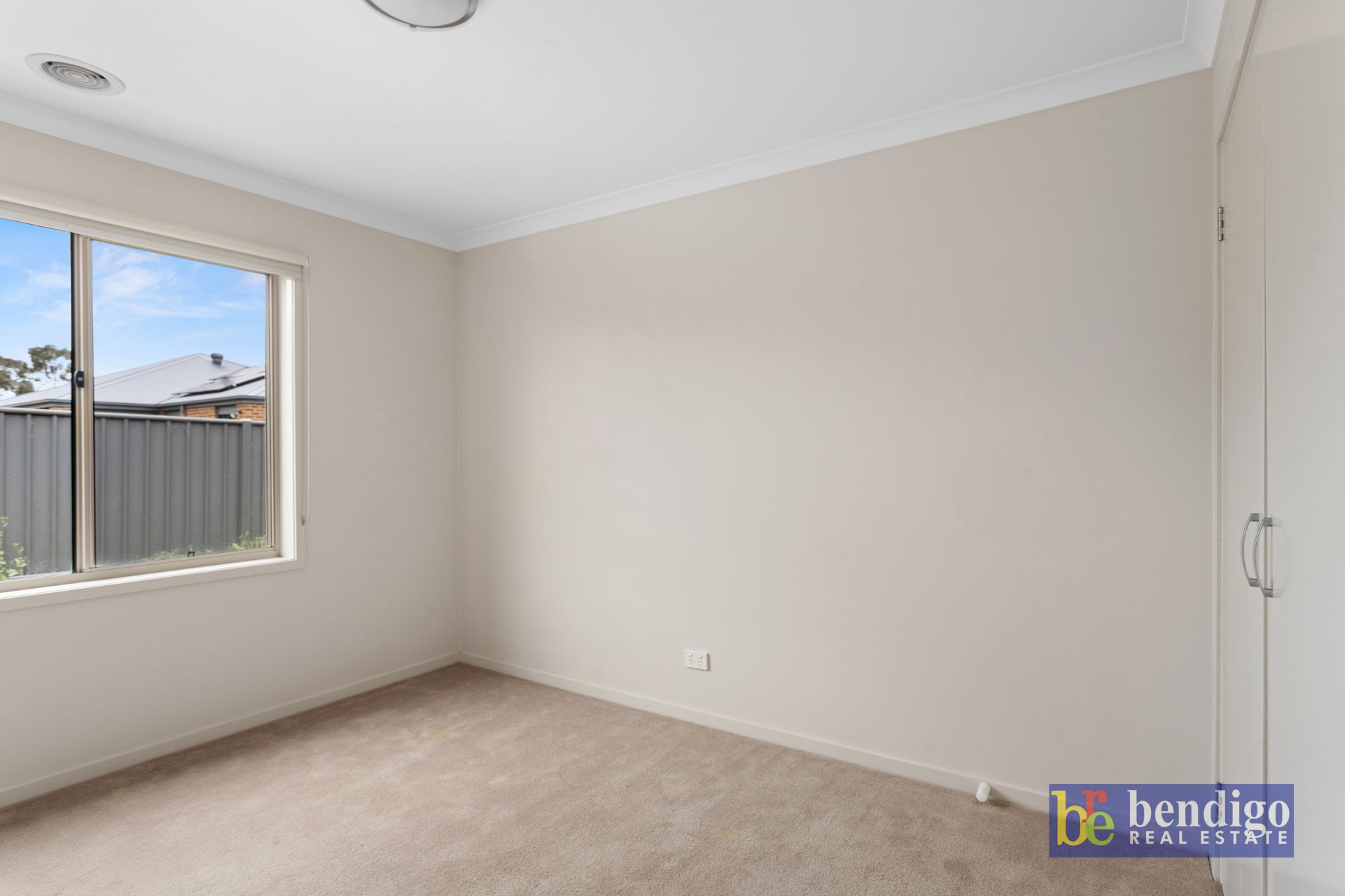 18 Bursaria Street Jackass Flat VIC, Flat - Thumbnail 2
