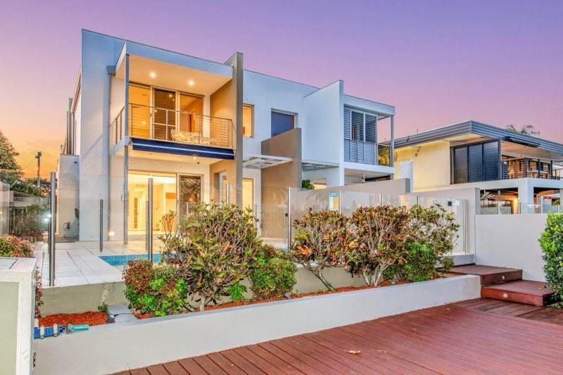2/11 Inga Avenue, Surfers Paradise - Thumbnail 6