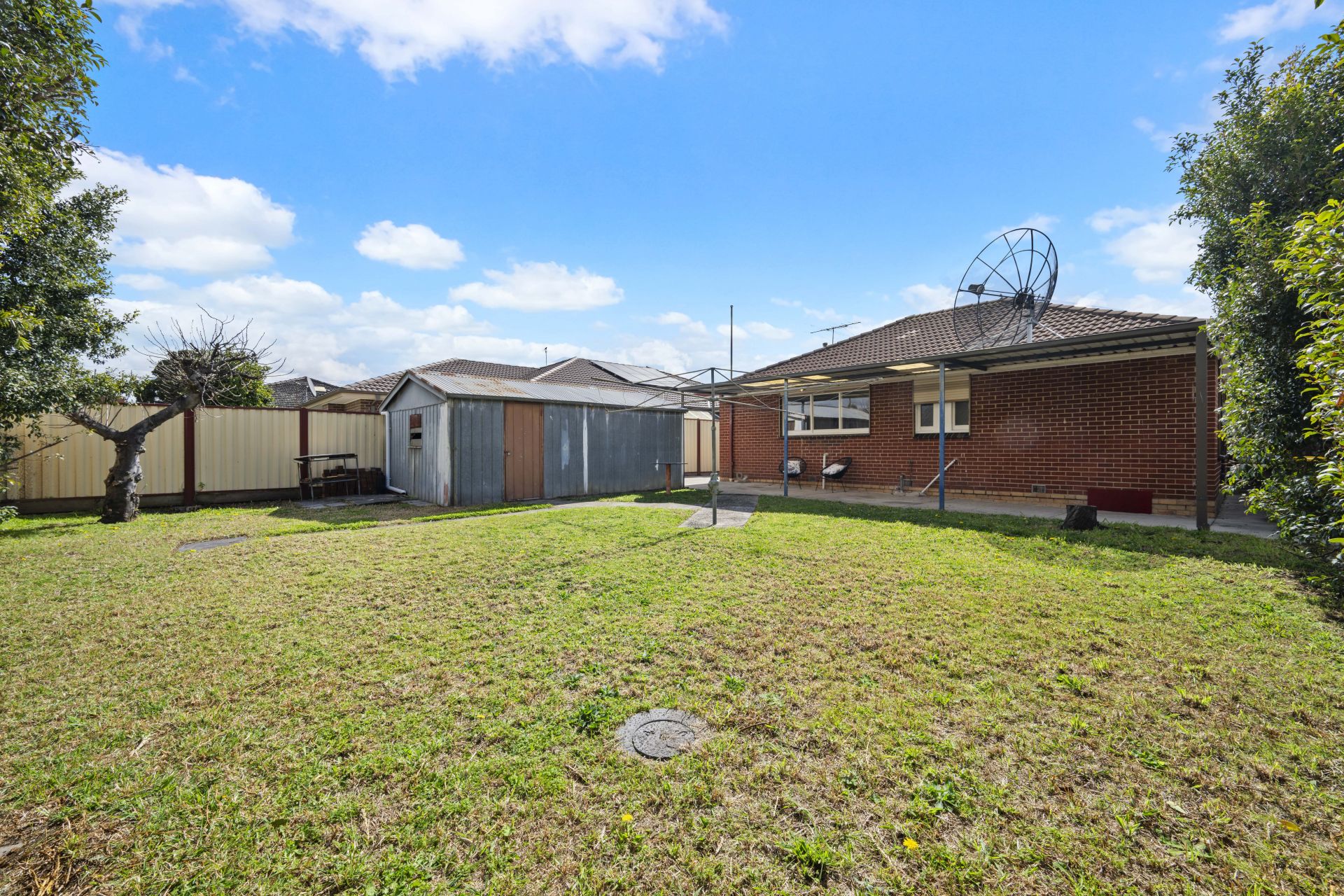 Elevated Charm In A Prime Lalor Location