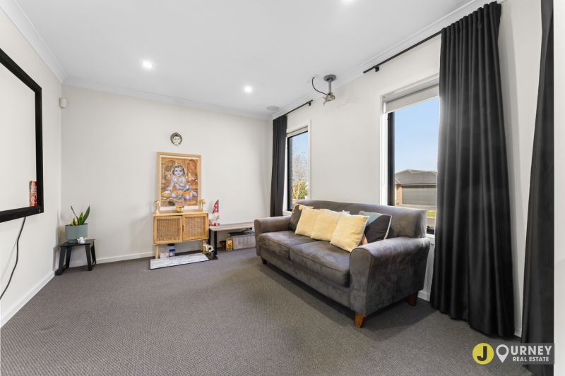 18 Abloom View, Mickleham VIC, Mickleham - Thumbnail 5