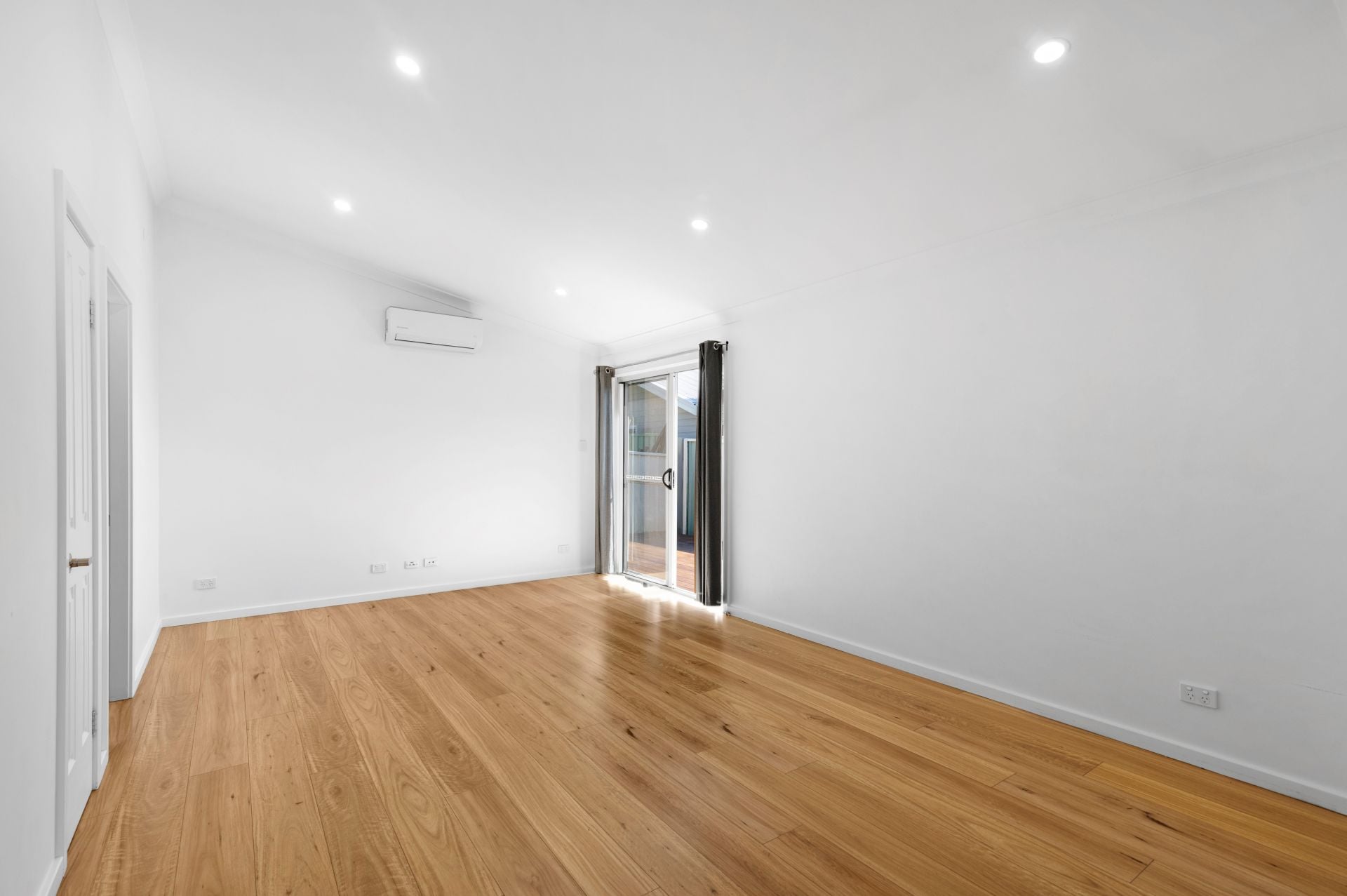 1 Highclere Street Bateau Bay NSW, Bateau Bay - Thumbnail 4