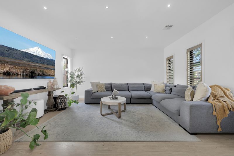 15 Teschke Walk, Epping