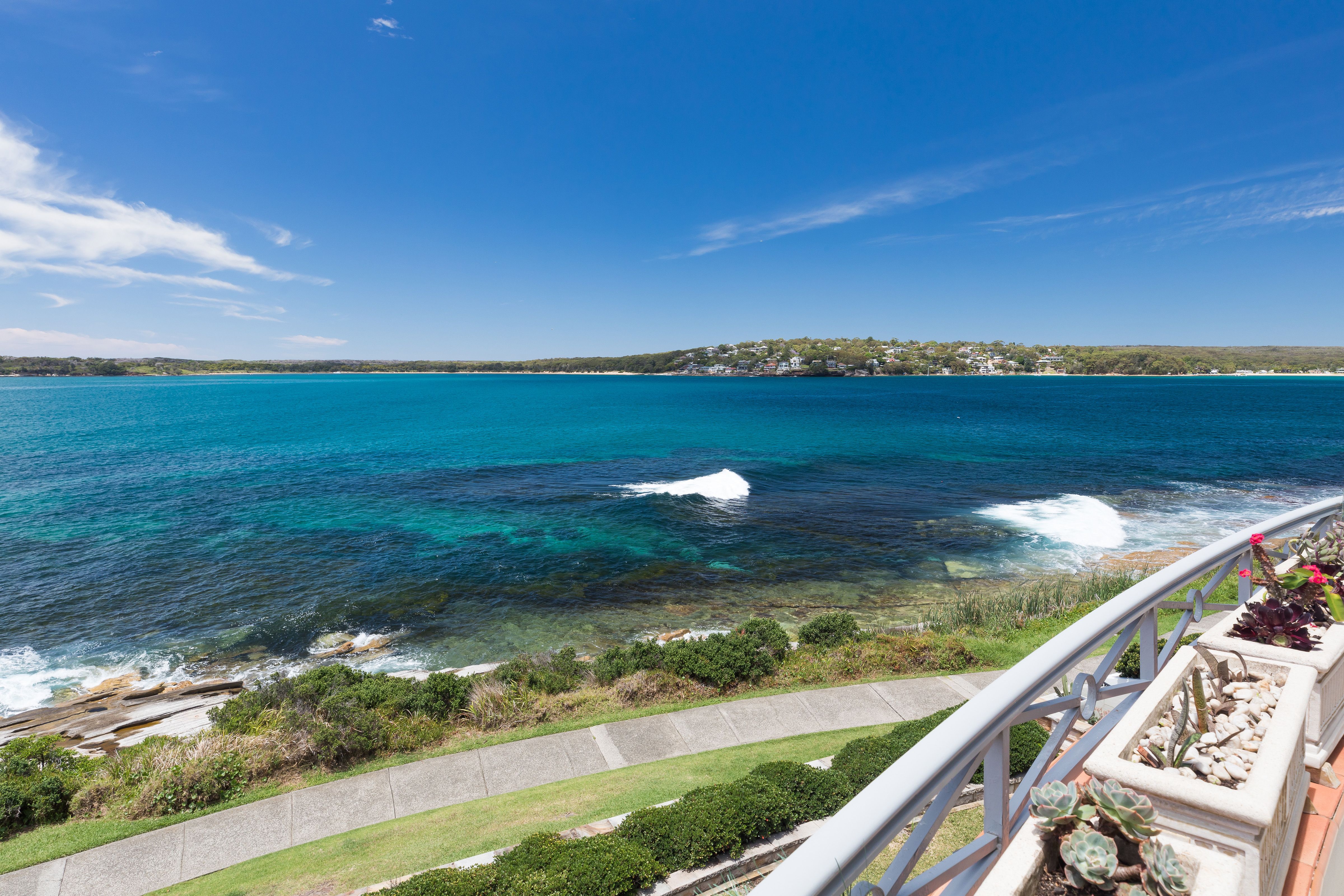 1/8 Glaisher Parade CRONULLA 2230