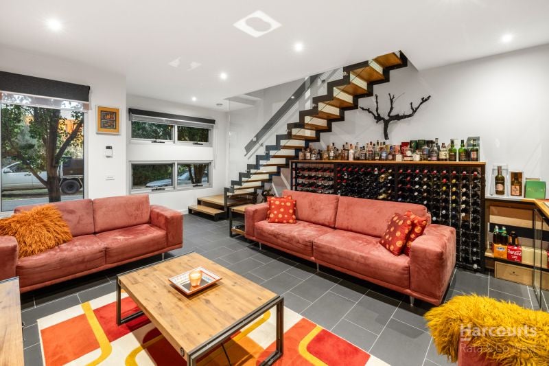 16 Caravel Lane, Caroline Springs