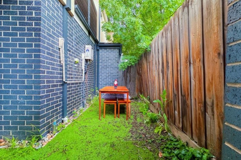 2/7 Cuthbert Street, Broadmeadows