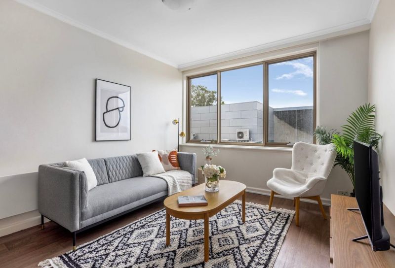 18/54 Balston Street, Balaclava - Thumbnail 2