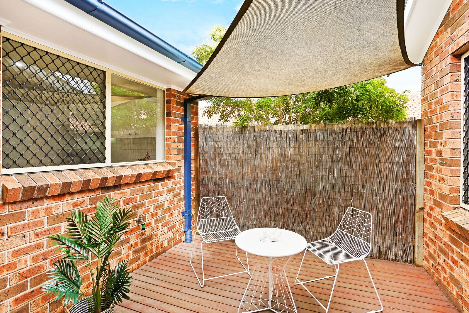 7 Burdekin Court WATTLE GROVE 2173