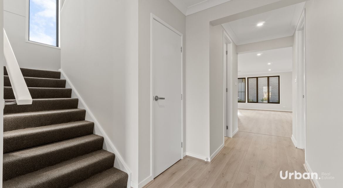 Box Hill 37 Storyteller Parkway (Gables)