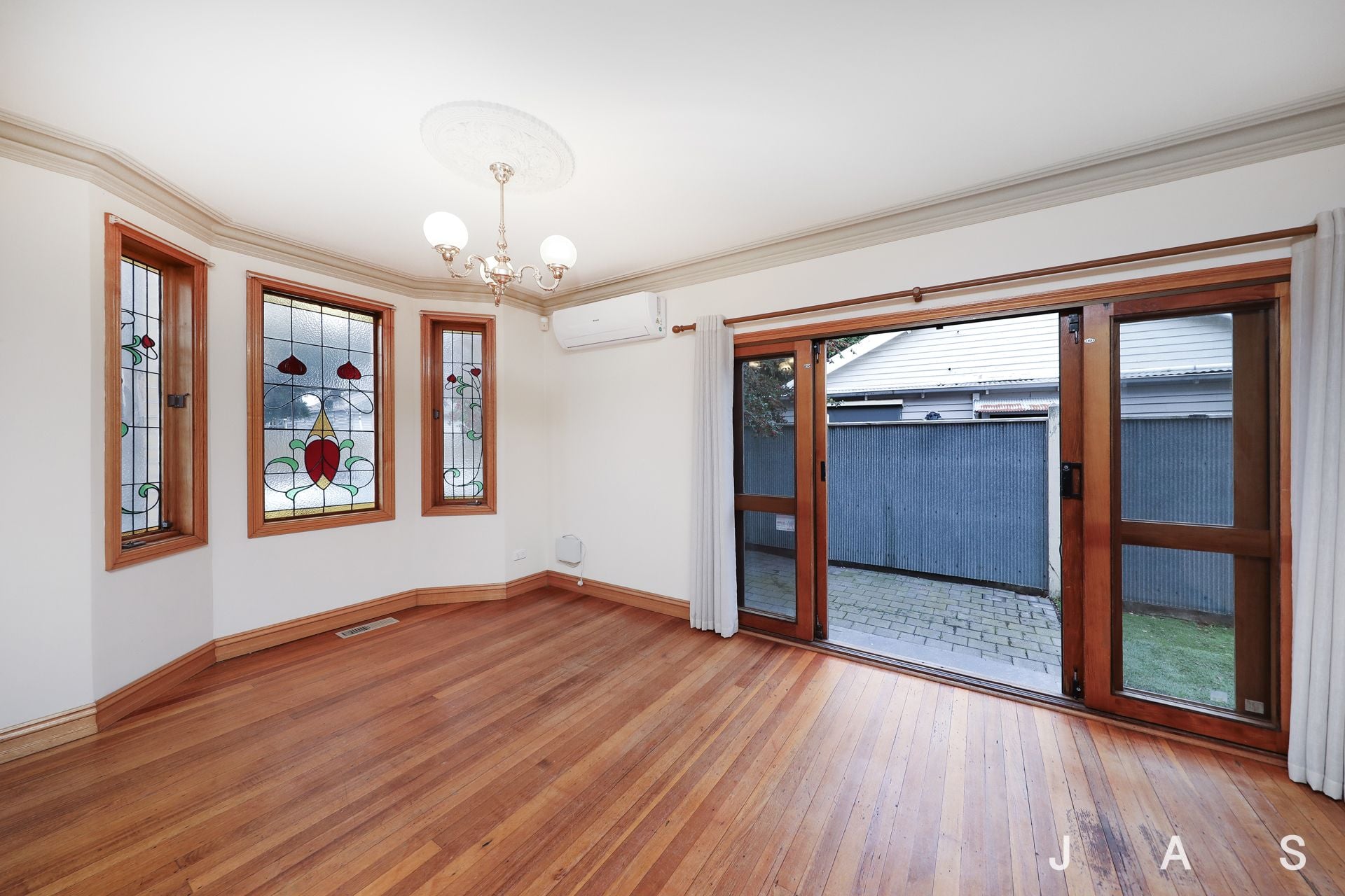 1 Austin Crescent East Yarraville VIC, Yarraville - Thumbnail 4