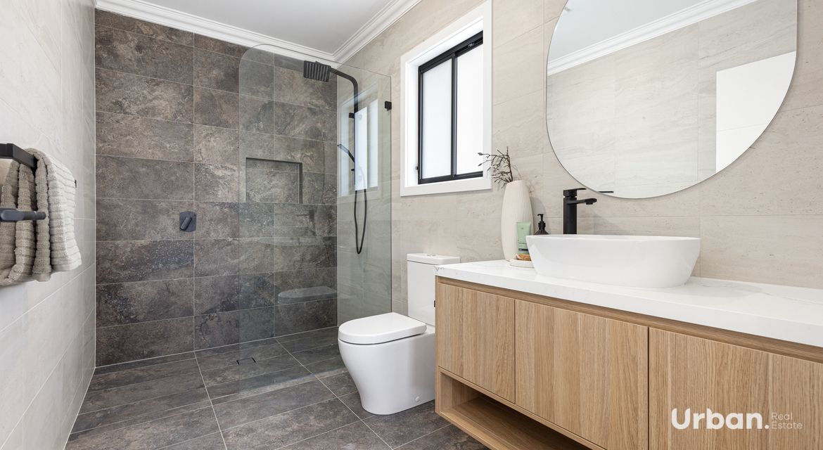 Glenmore Park 19 Shorthorn Avenue