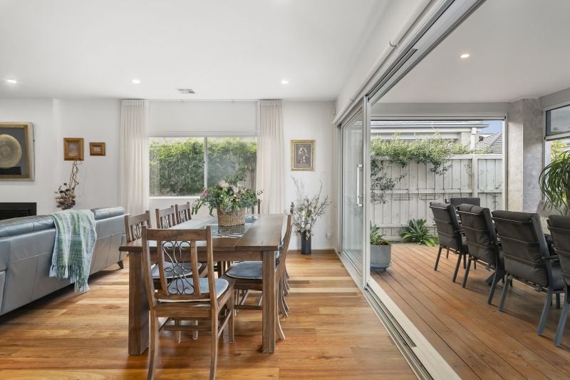 6 Metropolis Way, Donnybrook