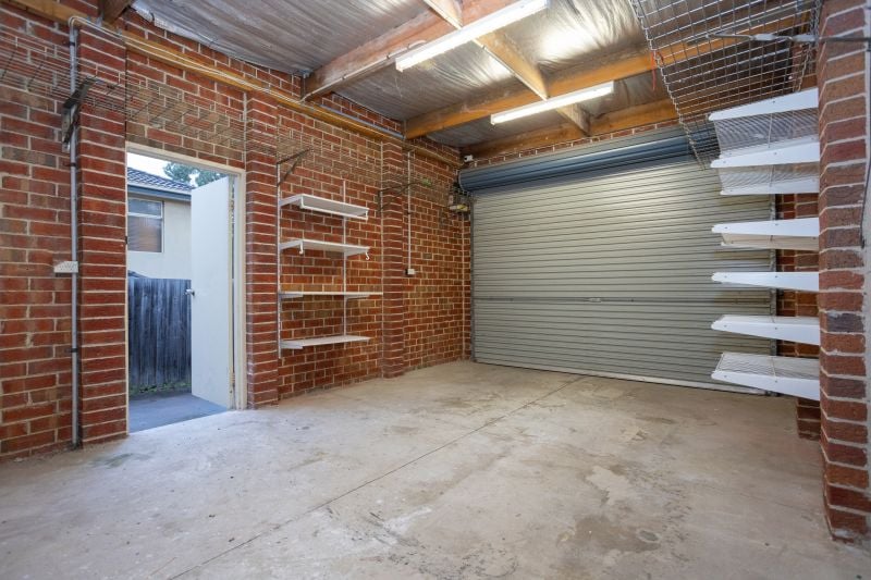 2/58 Livingstone Street, Coburg North