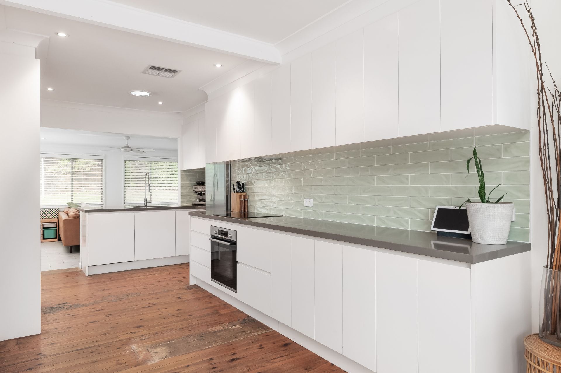 6 Tathra Place Gymea Bay NSW, Gymea Bay - Thumbnail 3