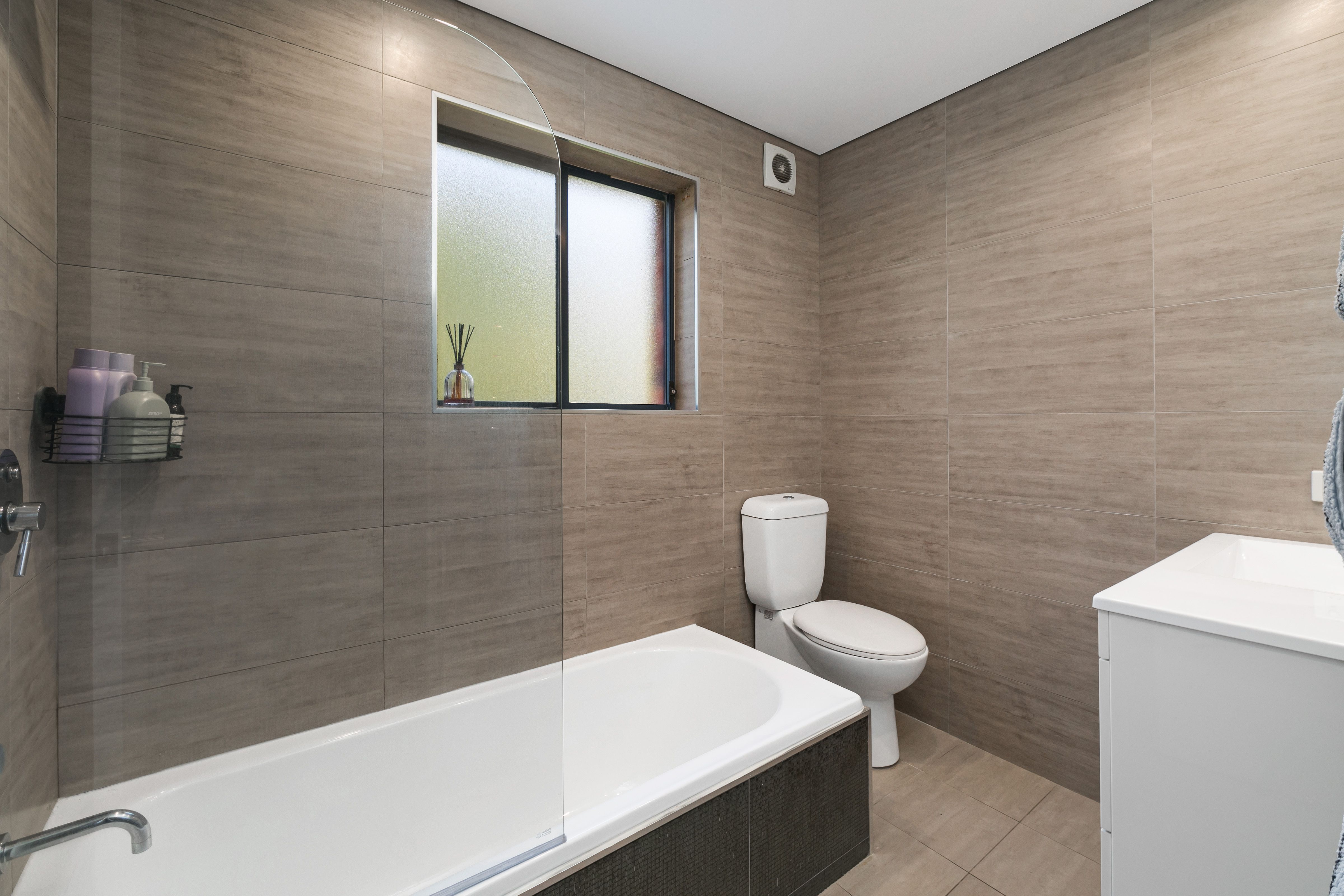 8/1 Boorima Place CRONULLA 2230