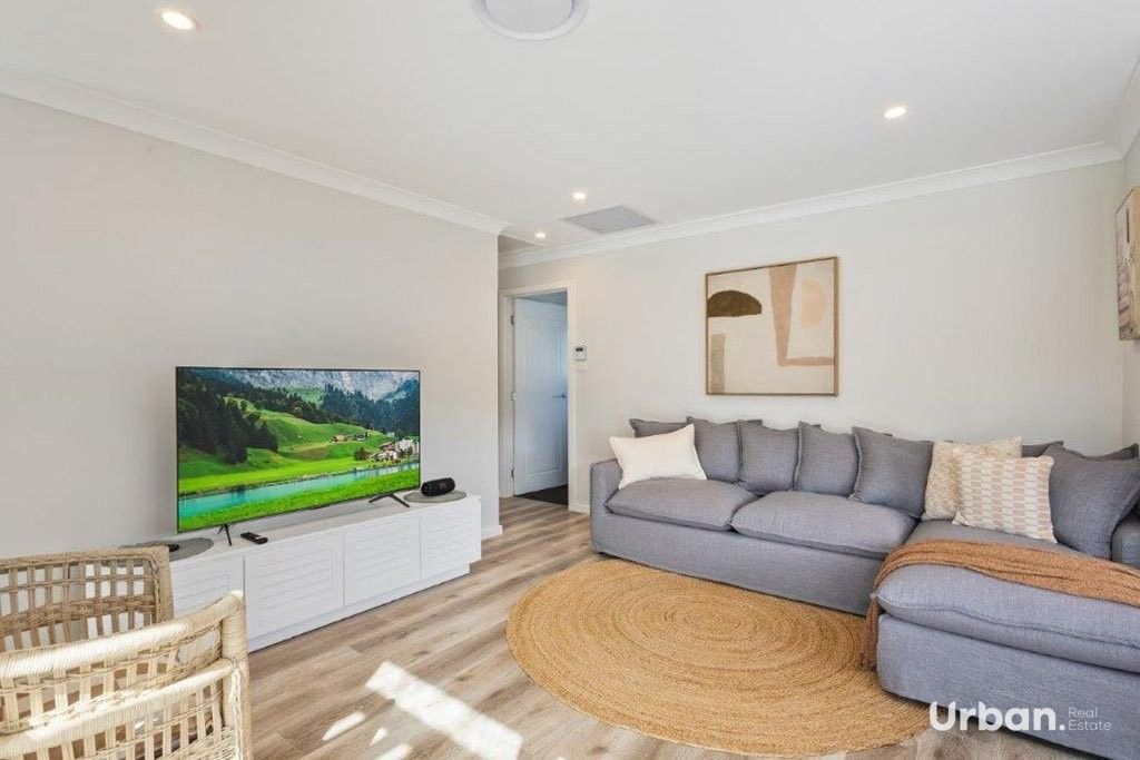 Stream Hill 31 Saddleback Crescent