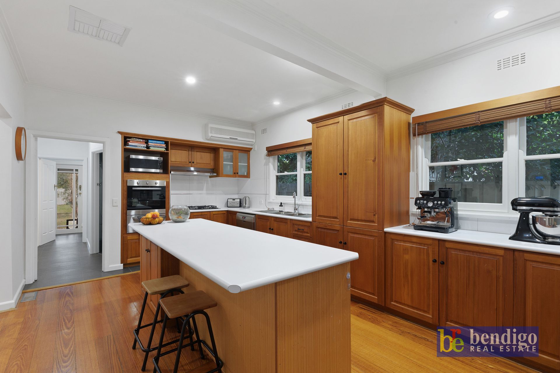35 Hammer Street Flora Hill VIC, Hill - Thumbnail 6