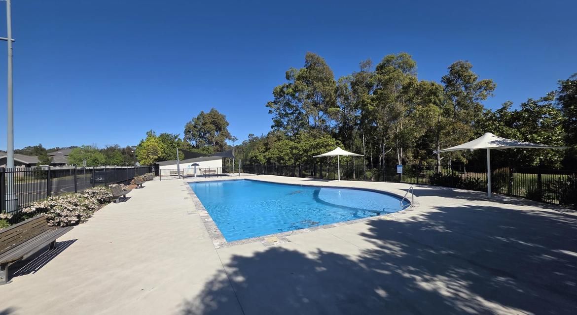 Bardia 65 Ingleburn Gardens Drive