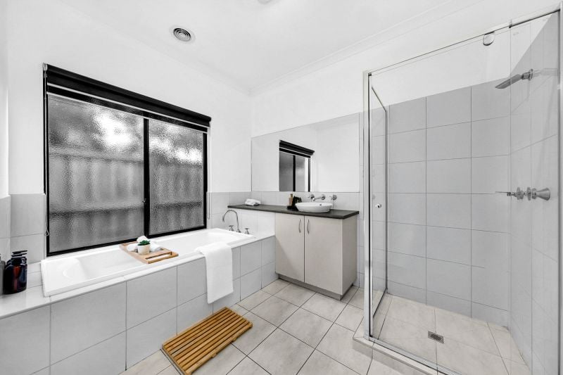 19 Stonebridge Rise, Epping