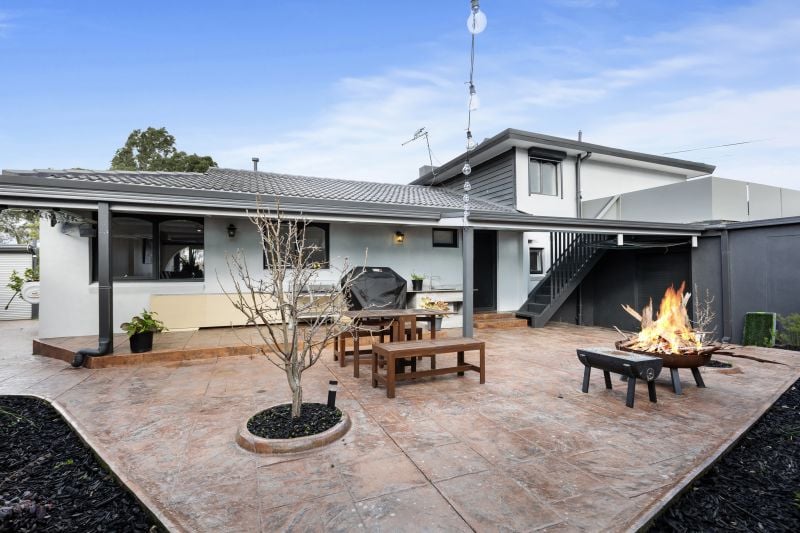 130 Hughes Parade, Reservoir