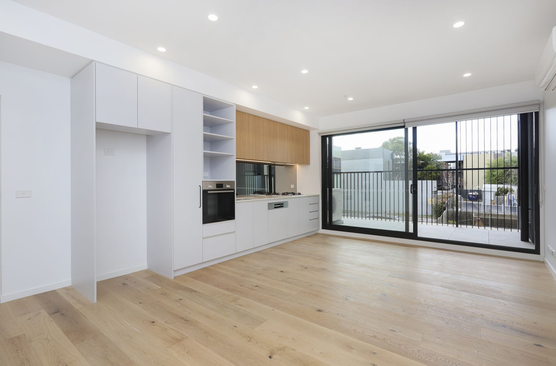 103/21 Victoria Street Footscray VIC, Footscray - Thumbnail 5