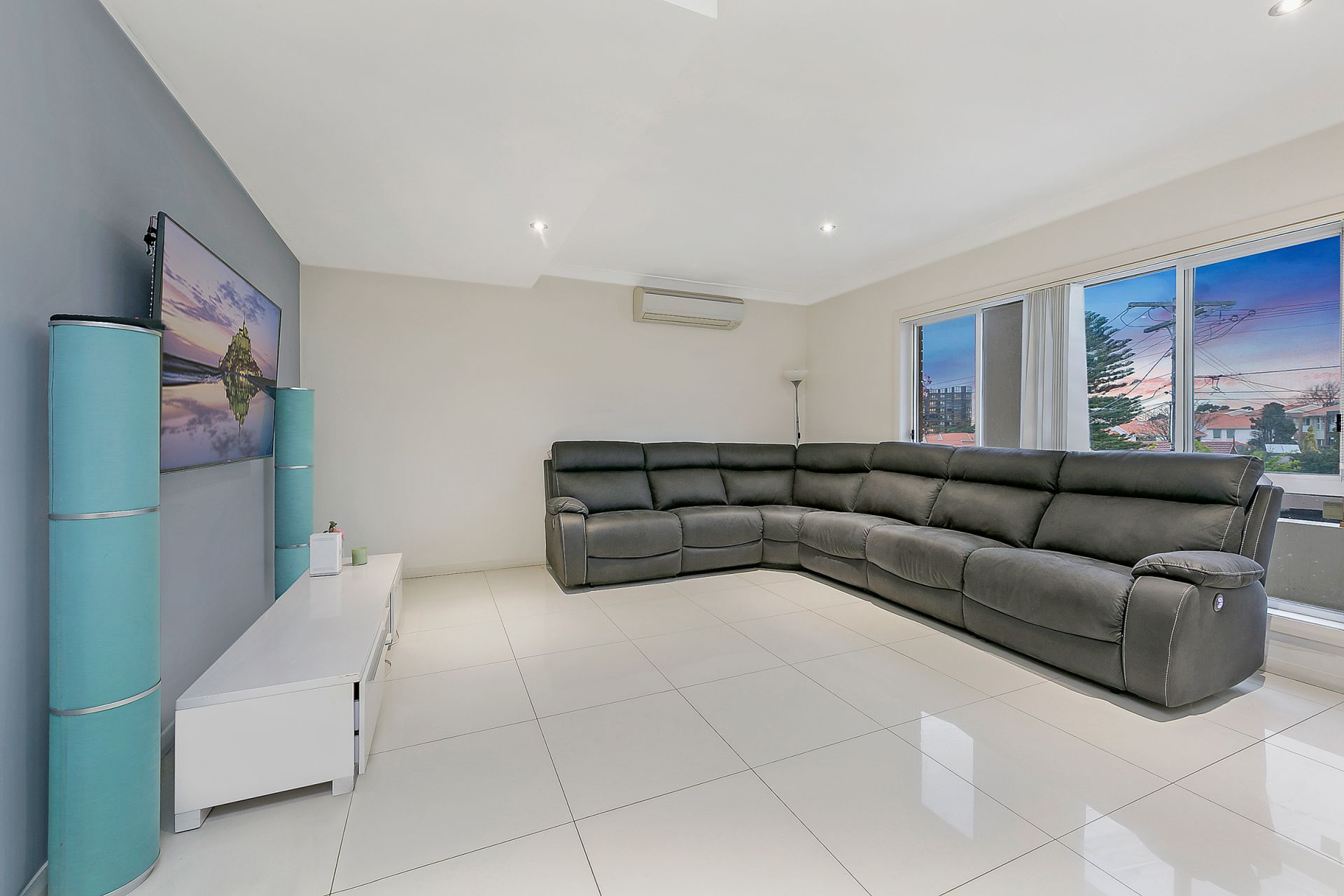 8/4-5 Dean Crescent Ermington NSW, Ermington - Thumbnail 2