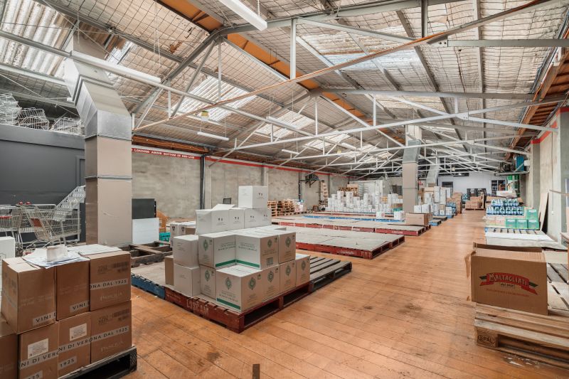 296 Station Street, Lalor